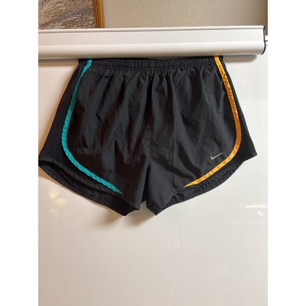 Nike women's size‎ small black shorts DriFit